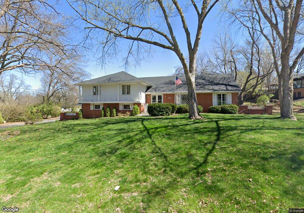 3201 Wakonda Ct, Des Moines, IA 50321 - photo 1