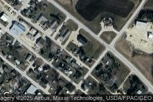 440 Pike St, Ridgeway, IA 52165