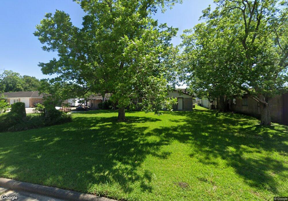 104 Pecan Dr, Friendswood, TX 77546 - photo 1