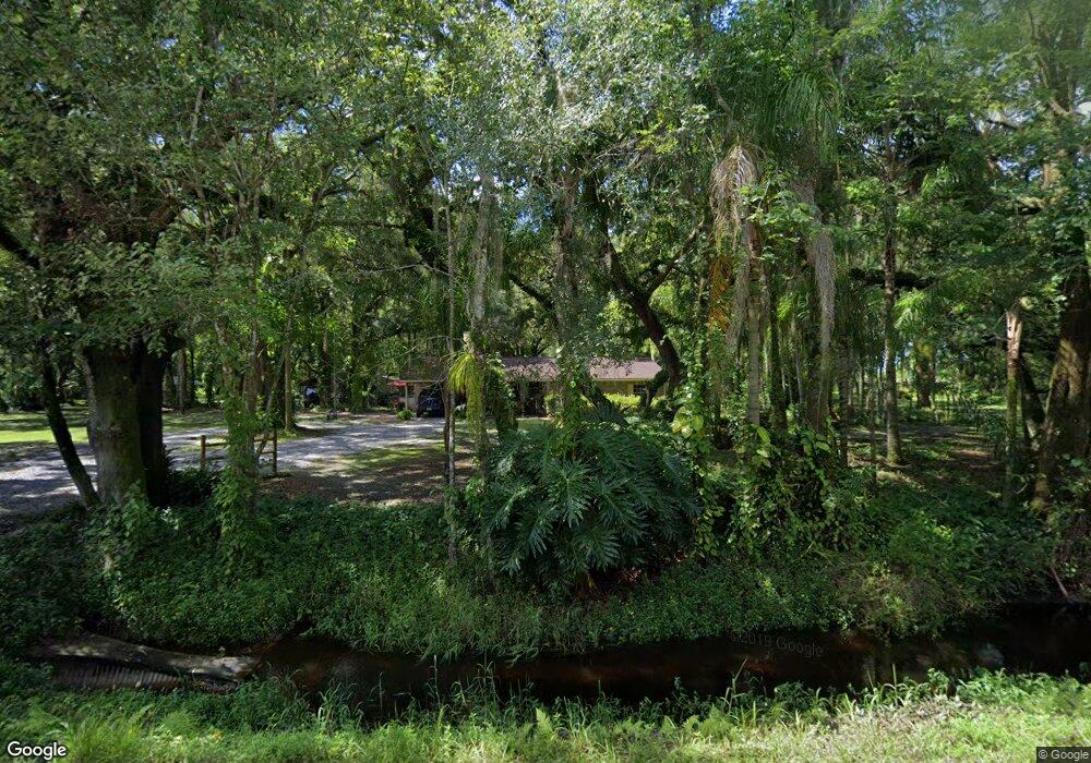 6040 Maple Ln, Tampa, FL 33610 - photo 1