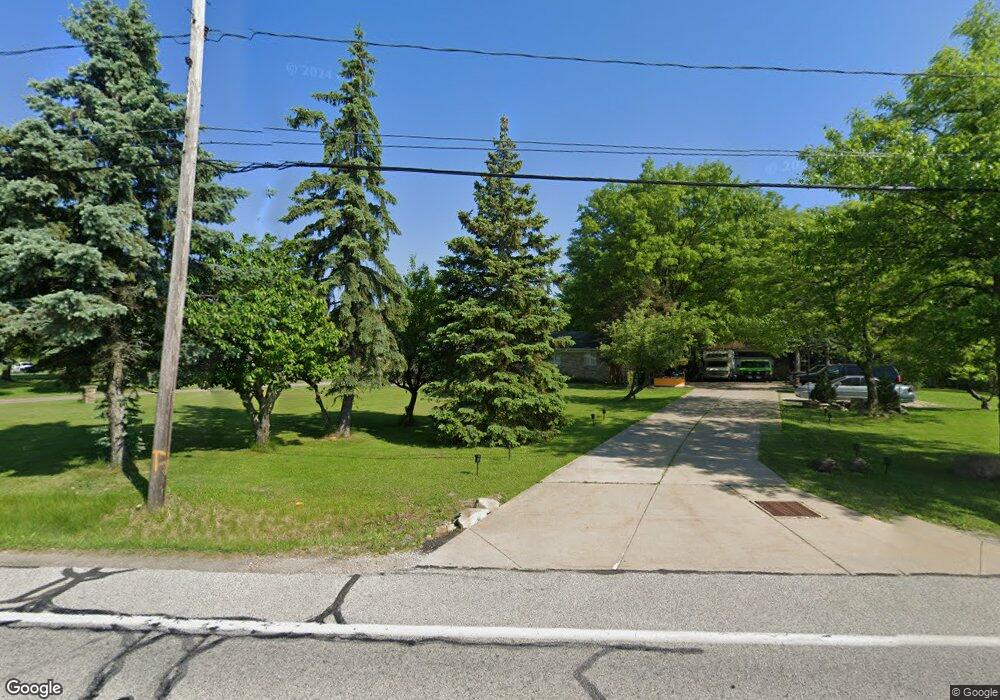 4040 Wallings Rd, North Royalton, OH 44133 - photo 1