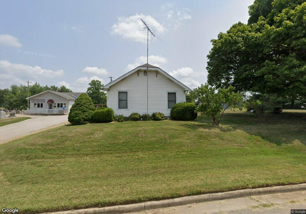 841 Smith St, Columbus, IN 47201 - photo 1