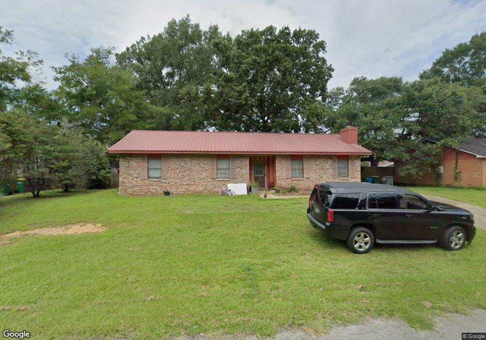 10417 Riverbend Cir, Moss Point, MS 39562 - photo 1