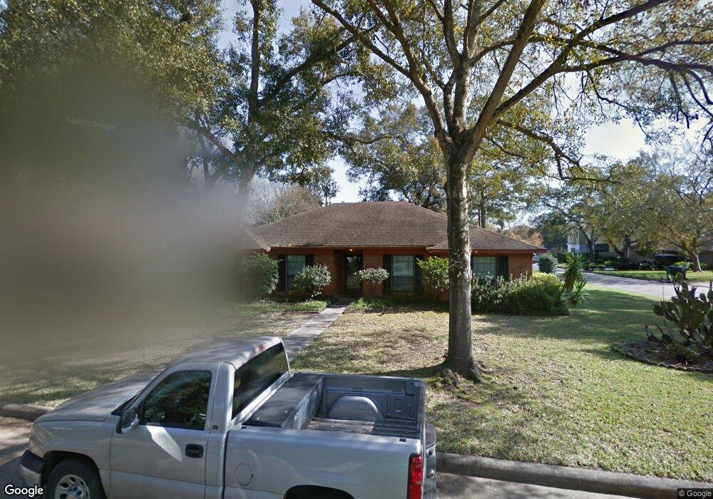 5002 Leafy Hollow Ct, Houston, TX 77018 - photo 1