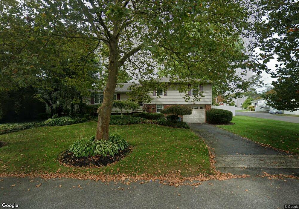 116 Roosevelt Ave, Islip, NY 11751 - photo 1