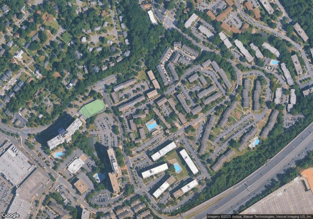 5938 Mayflower Ct, Alexandria, VA 22312 - photo 1