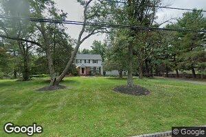 15 Lake View Dr, Skillman, NJ 08558