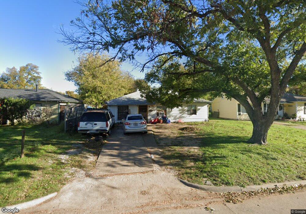 706 Cherokee Trace, Grand Prairie, TX 75051 - photo 1