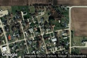 520 Pennsylvania Ave, Windsor, IL 61957