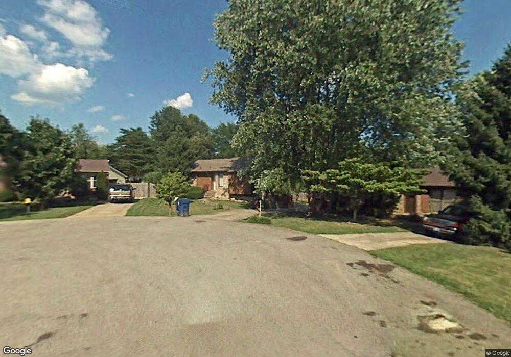 6903 Roseborough Ct, Louisville, KY 40228 - photo 1