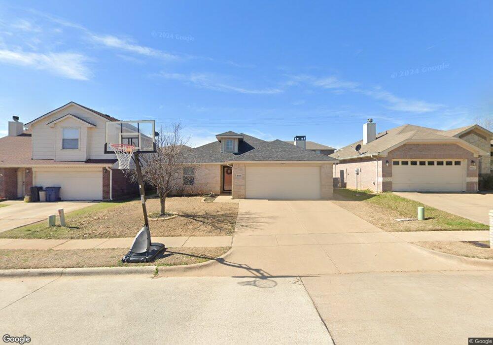 4100 Sapphire Ln, Granbury, TX 76049 - photo 1