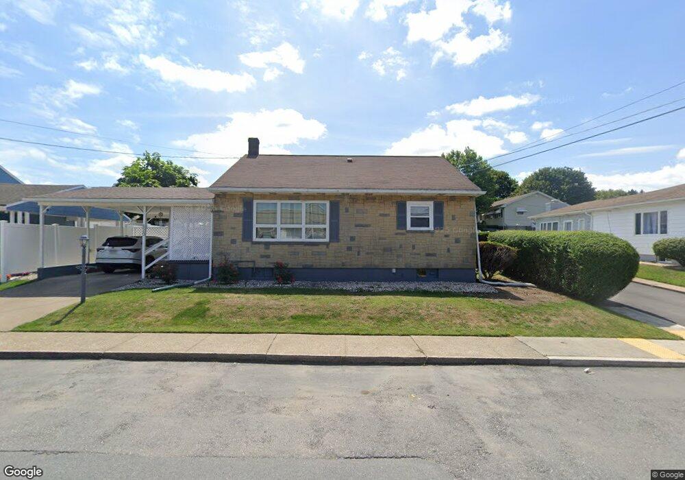 820 W 17th St, Hazleton, PA 18201 - photo 1