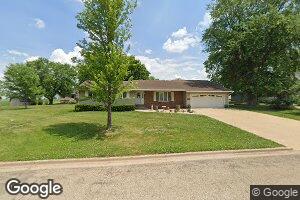 208 Walnut Grove Dr, Walnut, IL 61376