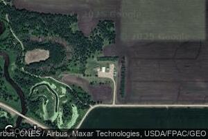 2464 250th St, Hallock, MN 56728