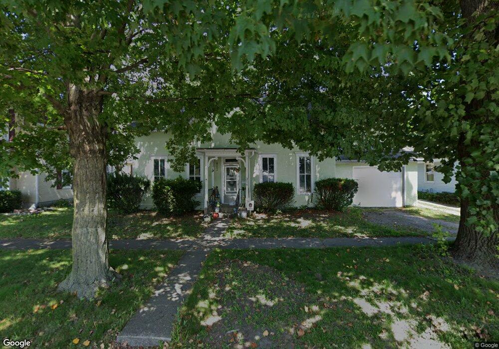 216 5th St, Covington, IN 47932 - photo 1