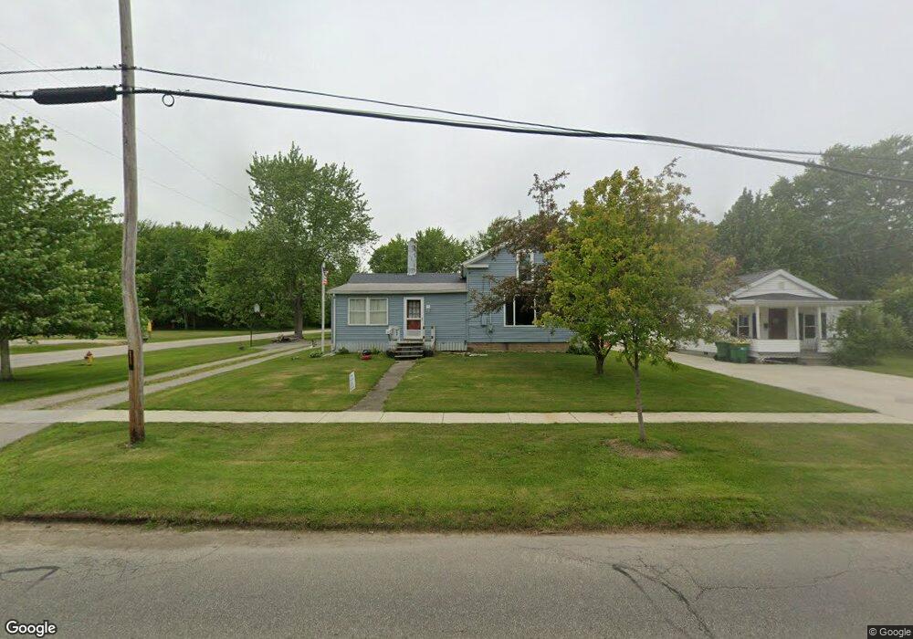 247 S Chestnut St, Jefferson, OH 44047 - photo 1