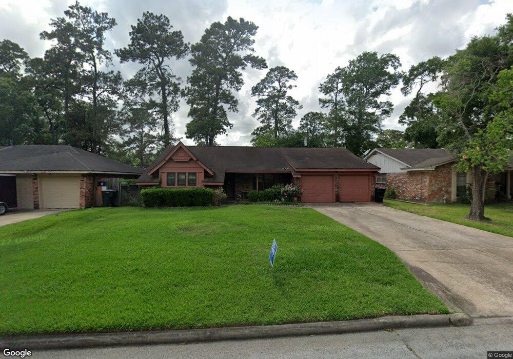 10527 Bretton Dr, Houston, TX 77016 - photo 1