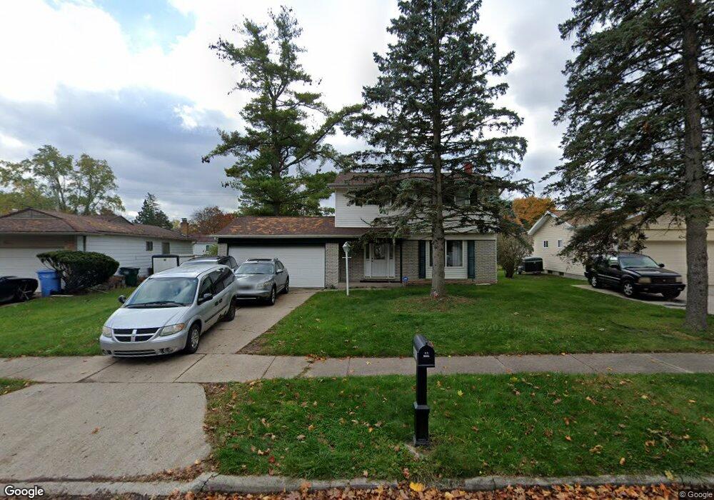 4041 Rivershell Ln, Lansing, MI 48911 - photo 1