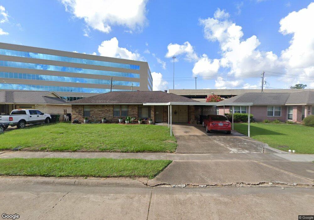 1927 Ansbury Dr, Houston, TX 77018 - photo 1