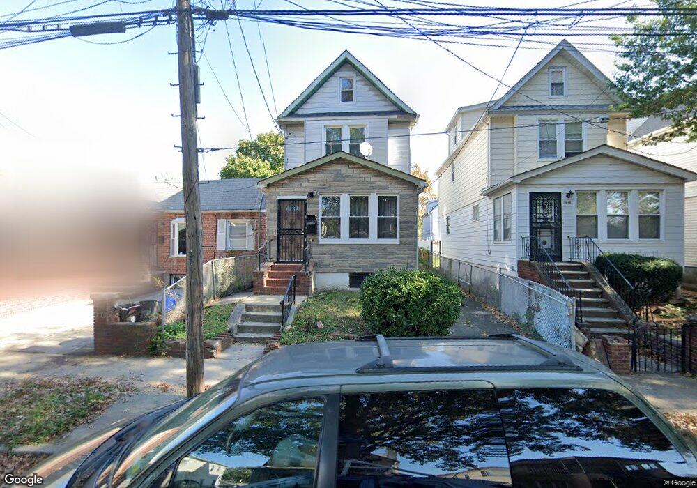 11043 173rd St, Jamaica, NY 11433 - photo 1