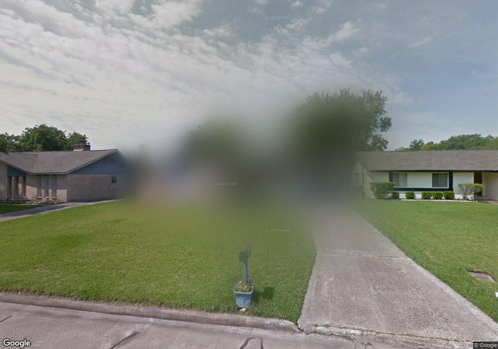 16822 Star Dale Ln, Friendswood, TX 77546 - photo 1