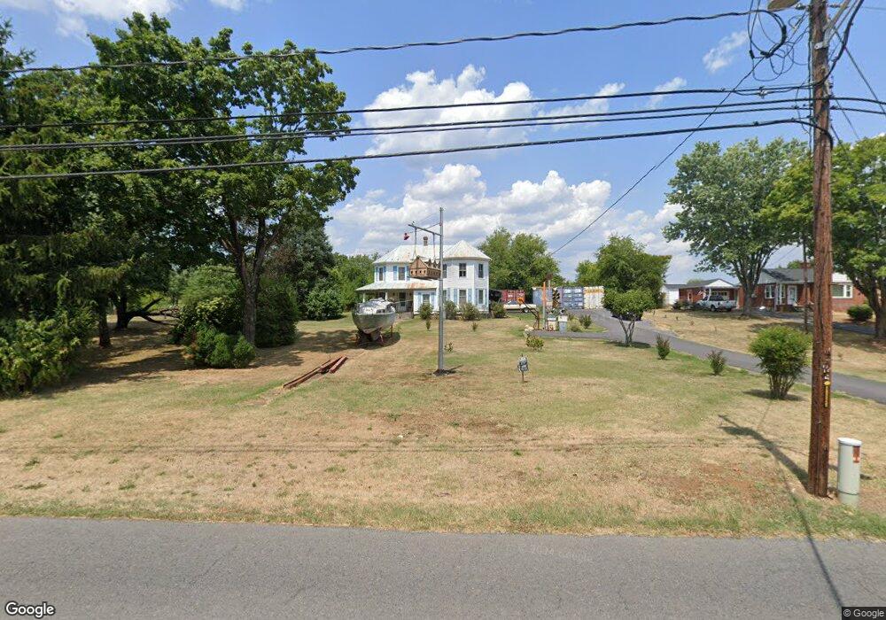 365 Bentonville Rd, Bentonville, VA 22610 - photo 1