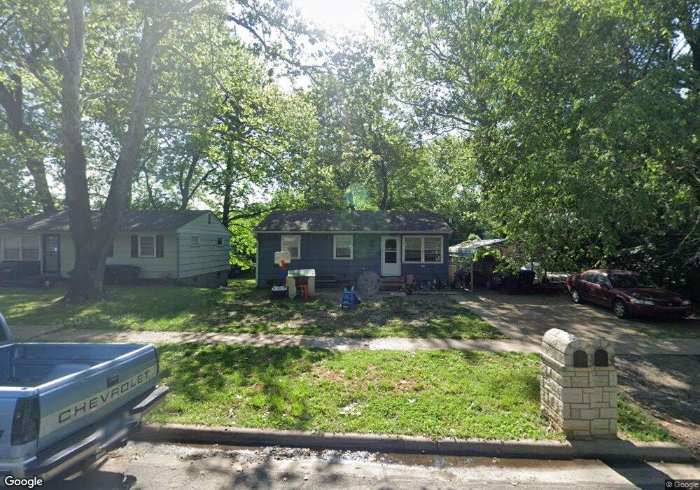 3609 SE Humboldt St, Topeka, KS 66605 - photo 1