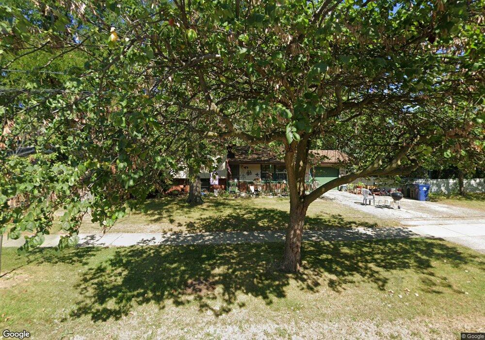 509 W Gartner Rd, Naperville, IL 60540 - photo 1