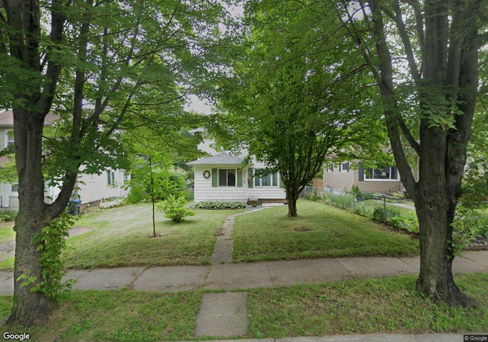 2618 W 15th St, Duluth, MN 55806 - photo 1