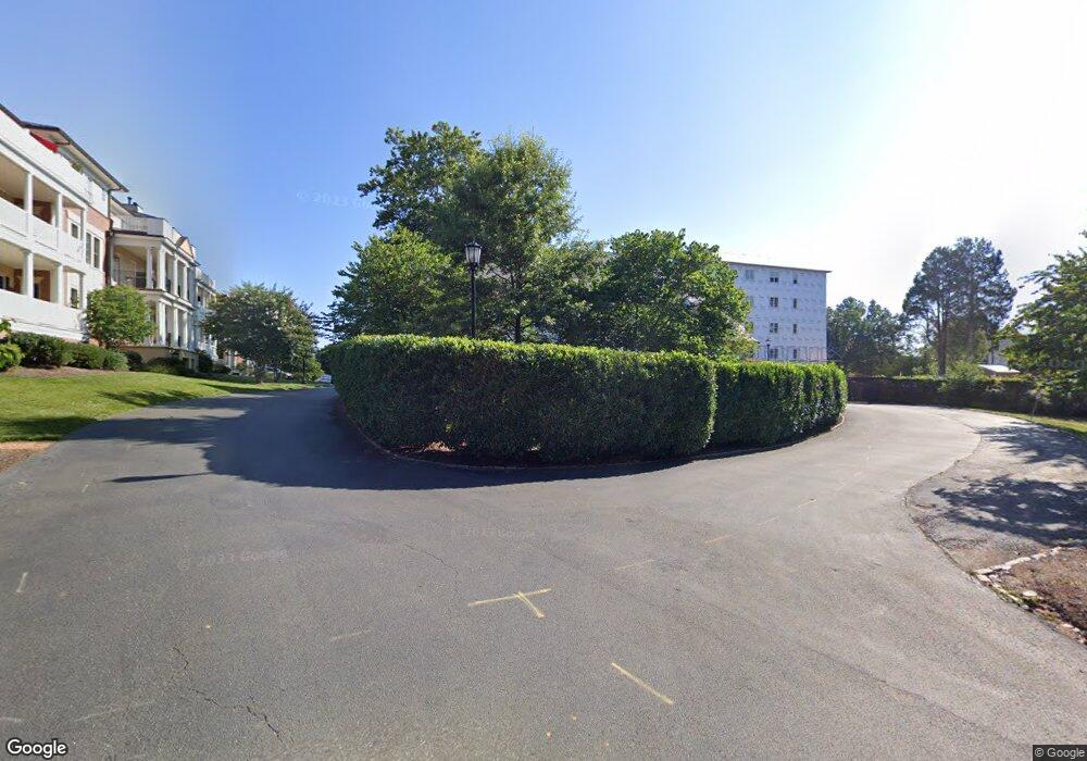 410 White Gables Ln, Charlottesville, VA 22903 - photo 1