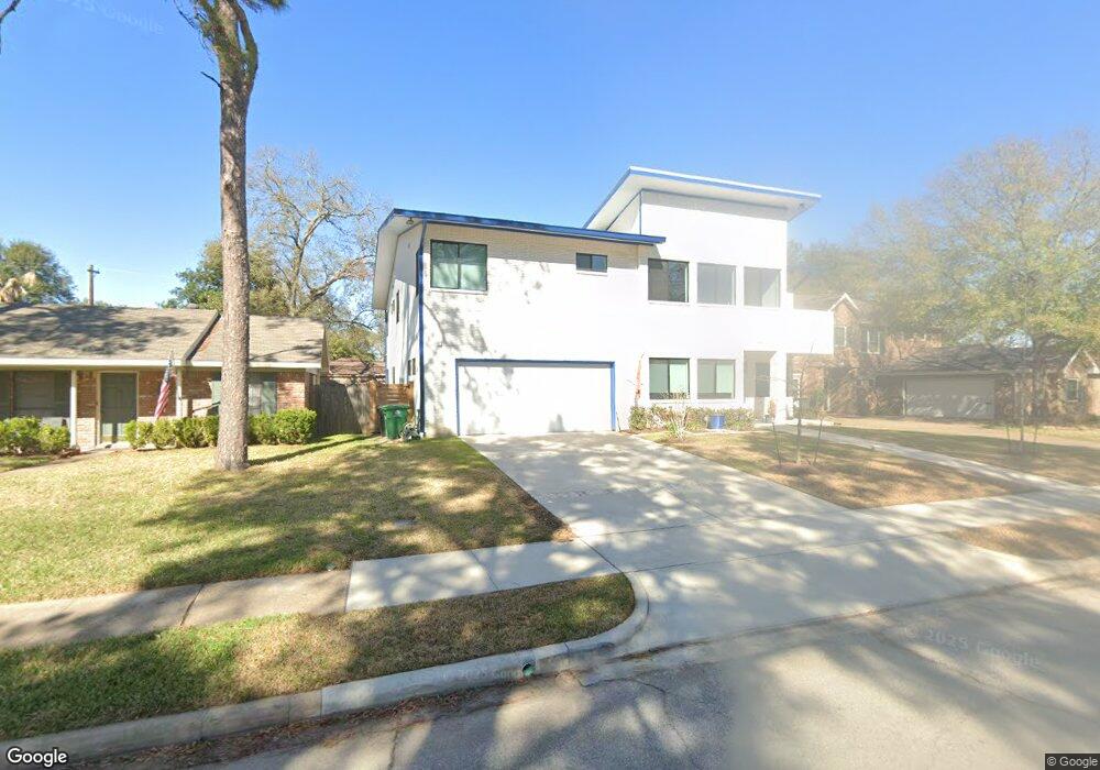 6414 Lindyann Ln, Houston, TX 77008 - photo 1