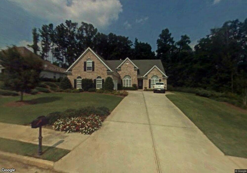 4693 Austin Hills Dr, Suwanee, GA 30024 - photo 1