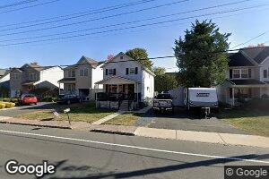 14 Main St, Helmetta, NJ 08828