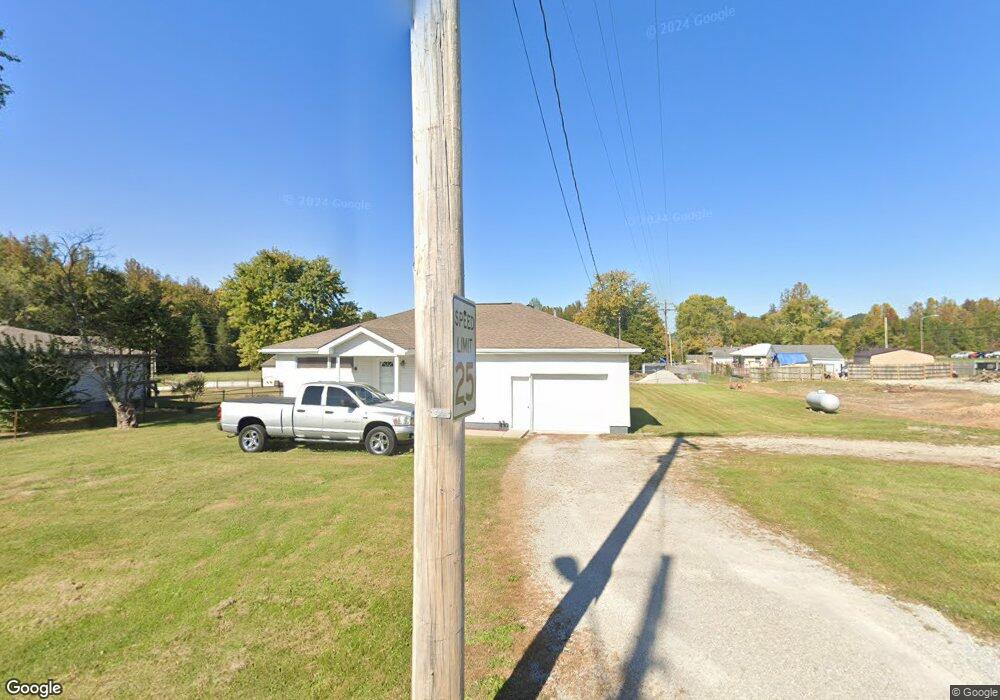 128 W Airport Rd, Lebanon Junction, KY 40150 - photo 1