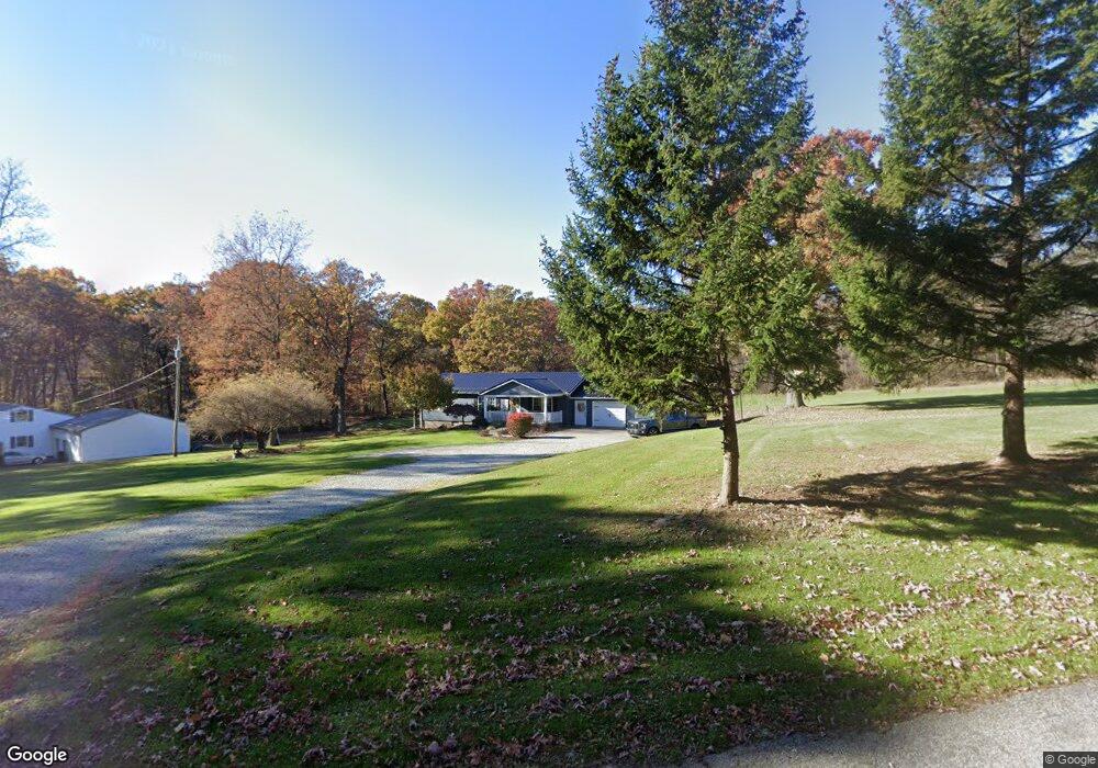 137 Scott Rd, Eighty Four, PA 15330 - photo 1