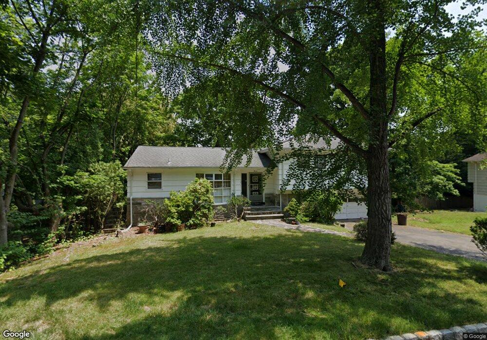 11 N Koewing Place, West Orange, NJ 07052 - photo 1