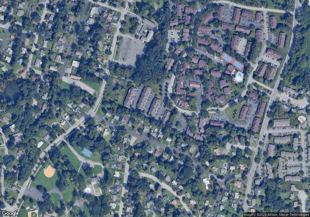 206 Crystal Hill Ln, Poughkeepsie, NY 12603 - photo 1