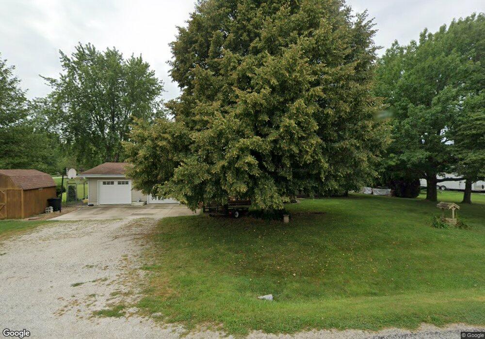 2059 Woodland Lakes Rd, Jacksonville, IL 62650 - photo 1