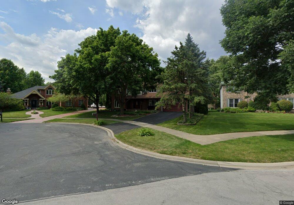 1819 River Ridge Cir, Naperville, IL 60565 - photo 1