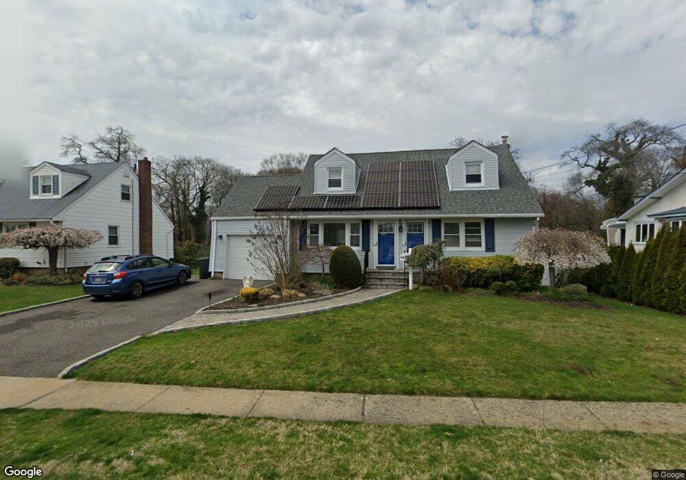 1608 Meadowbrook Rd, Merrick, NY 11566 - photo 1