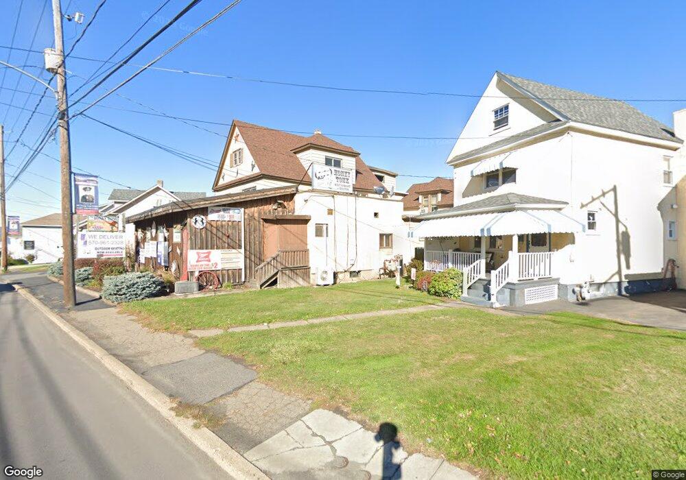 763 E Drinker St, Dunmore, PA 18512 - photo 1