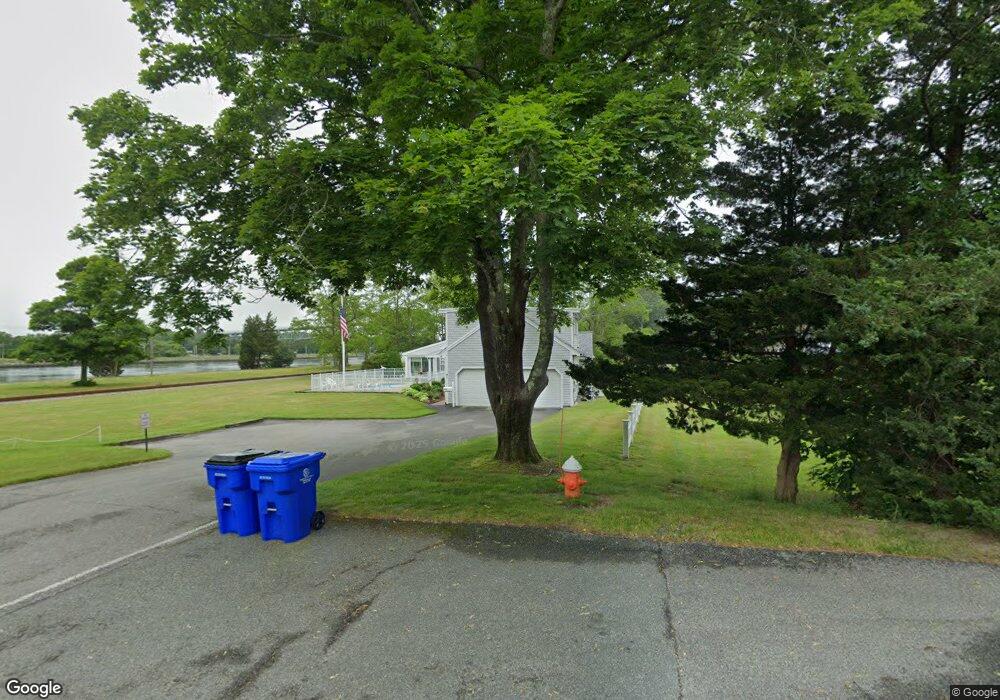 51 Keene St, Buzzards Bay, MA 02532 - photo 1