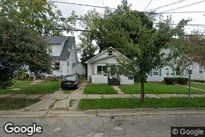 407 S Fairview Ave, Lansing, MI 48912