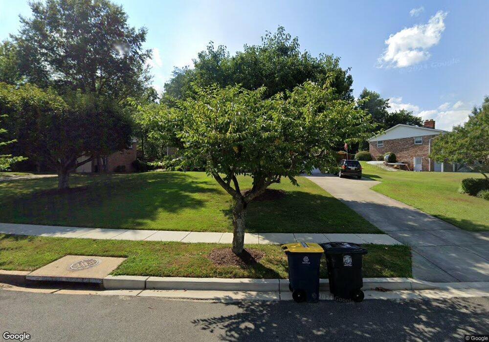 6901 Robinia Rd, Temple Hills, MD 20748 - photo 1