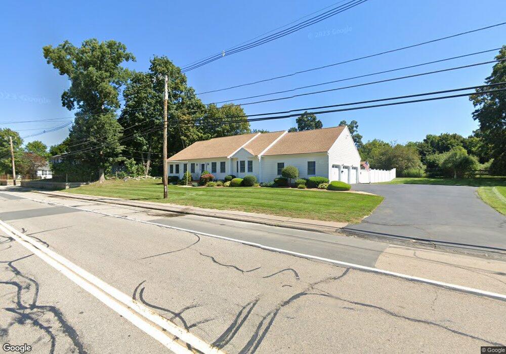 139 N Main St, Bellingham, MA 02019 - photo 1