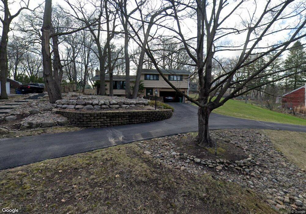 5340 Shady Hills Cir, Excelsior, MN 55331 - photo 1