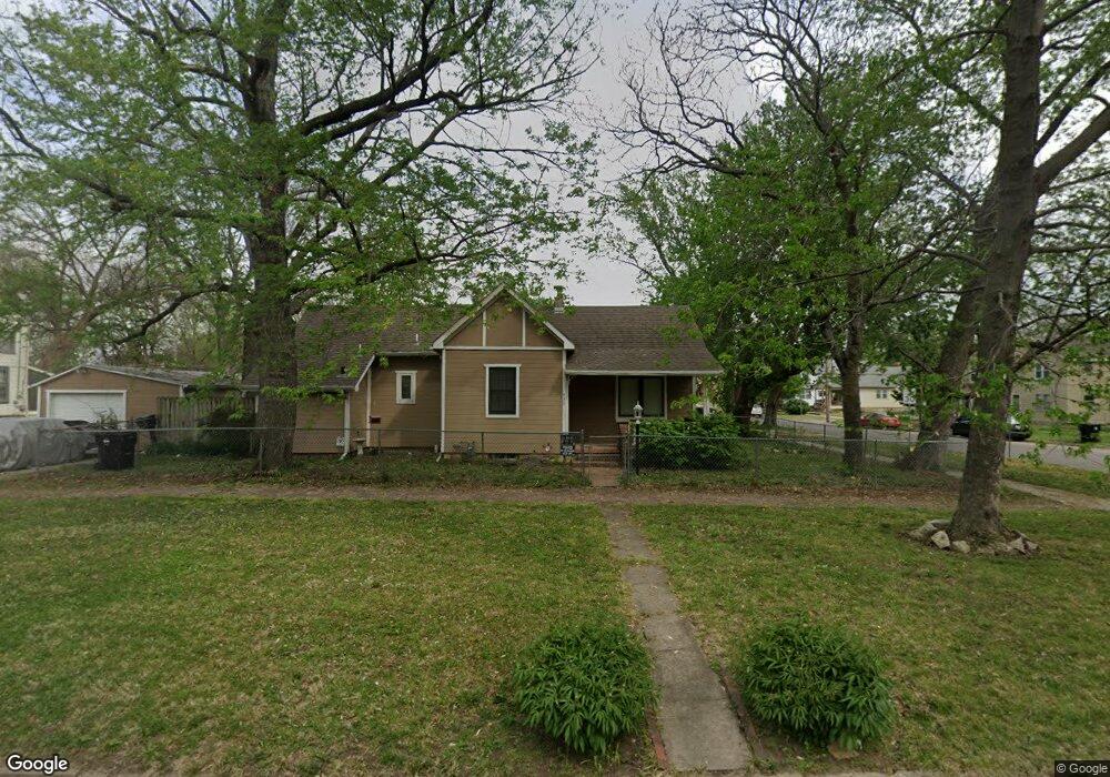 430 SW Fillmore St, Topeka, KS 66606 - photo 1