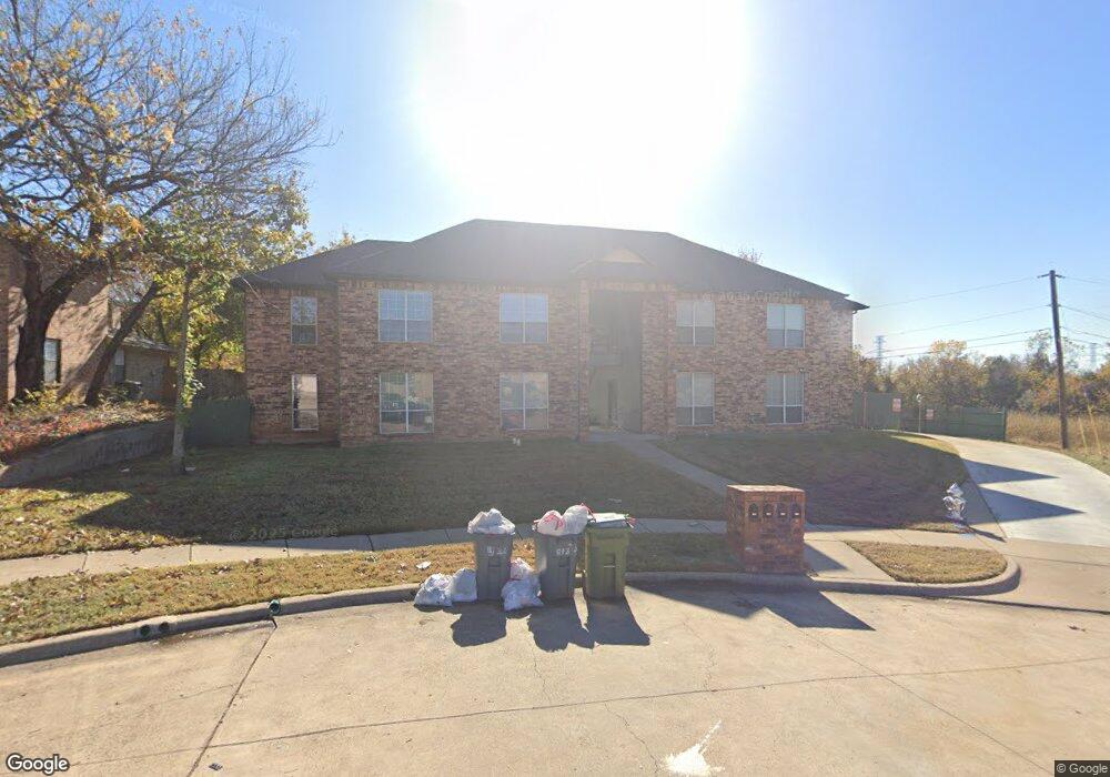 815 Betty Ct unit A, Hurst, TX 76053 - photo 1