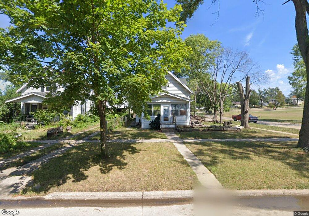 1636 13th Ave SE, Cedar Rapids, IA 52401 - photo 1