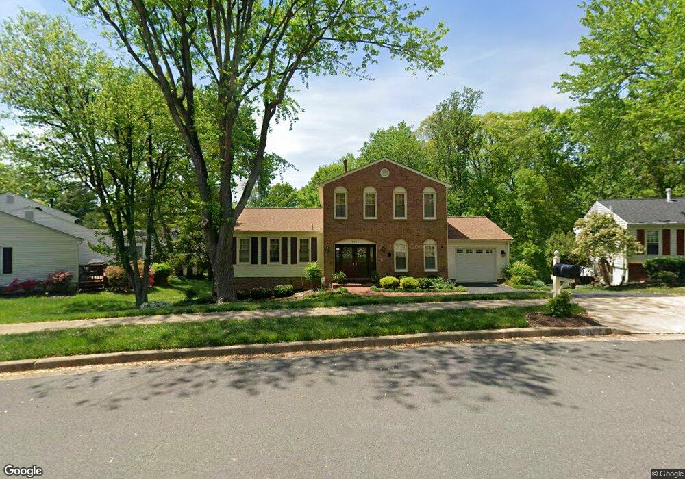 8022 W Point Dr, Springfield, VA 22153 - photo 1